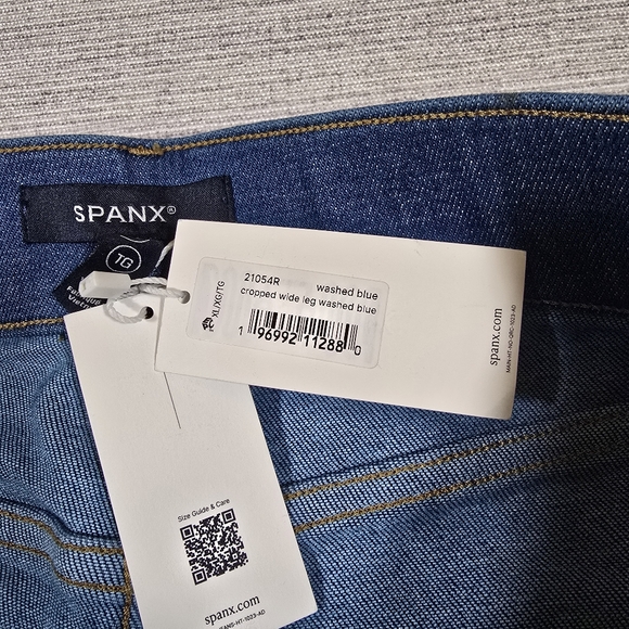 Spanx Cropped Wide Leg Jeans Sz XL Washed Blue Pull-On Patch Pockets Stretch NWT - Picture 6 of 11